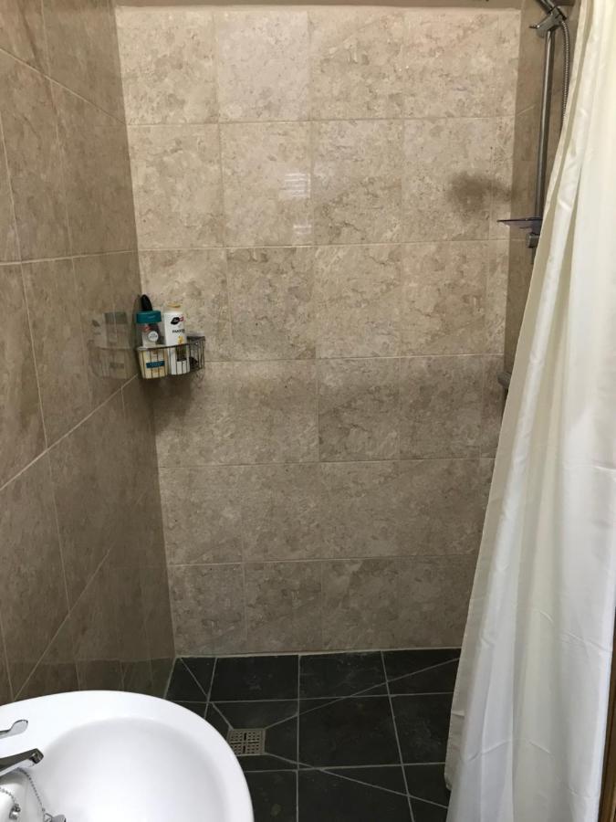 Nuneaton - Cottage - Sleeps 2 - Parking - Garden 外观 照片