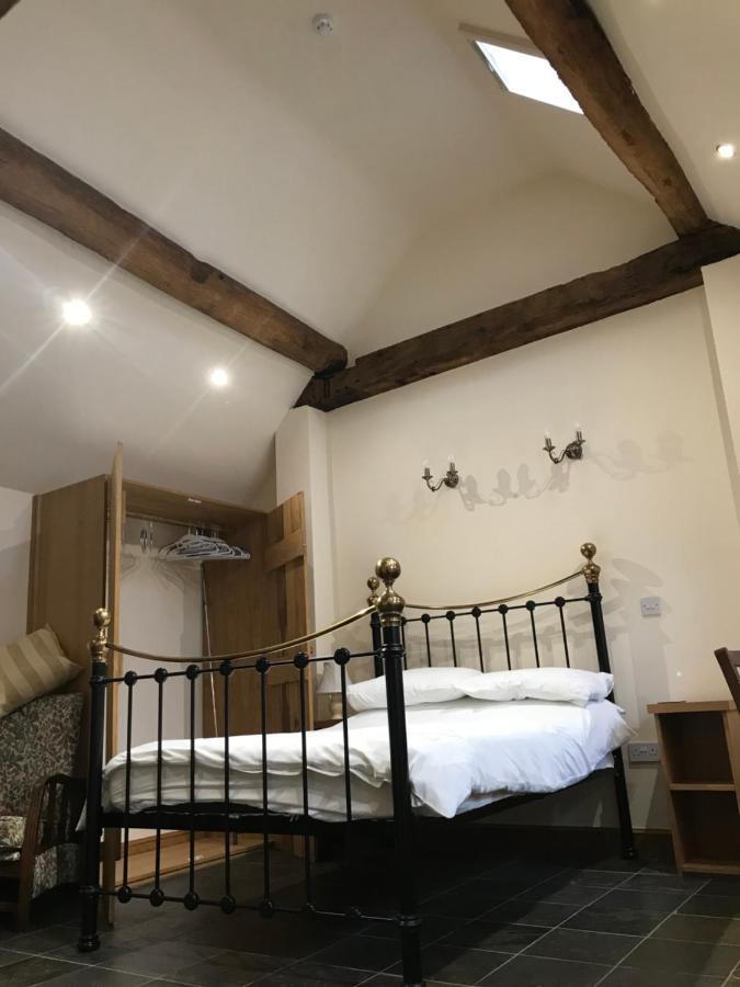 Nuneaton - Cottage - Sleeps 2 - Parking - Garden 外观 照片